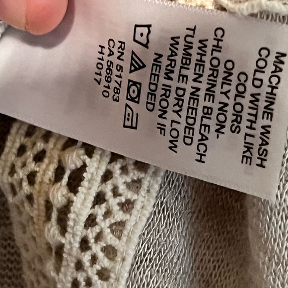 Maurices Large Lightweight Cardigan w/ 3/4 sleeve and embroidered Mesh Lace - Picture 7 of 8